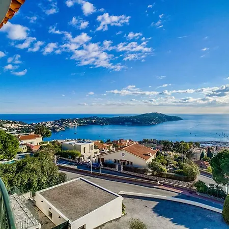 Luxurious Penthouse With Panoramic View