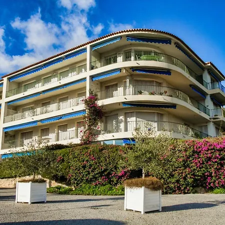 Luxurious Penthouse With Panoramic View